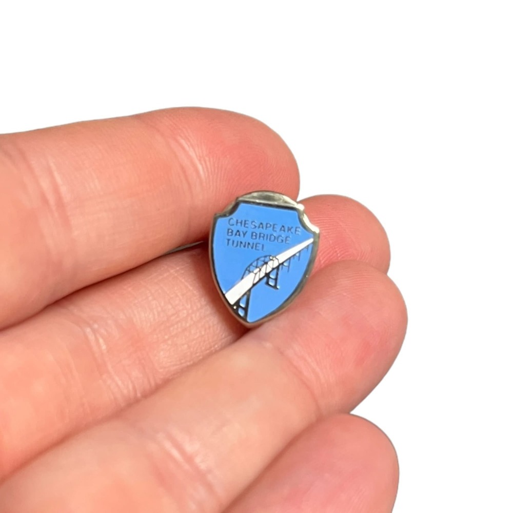 Chesapeake Bay Bridge Tunnel Lapel Pin Vintage‎ Travel Souvenir Collector Pin